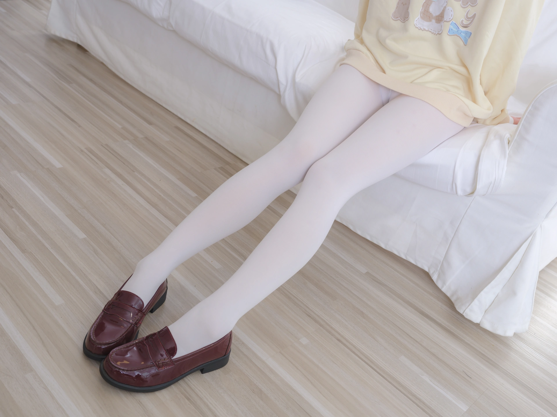 森萝财团写真 雨云 04E4K 2